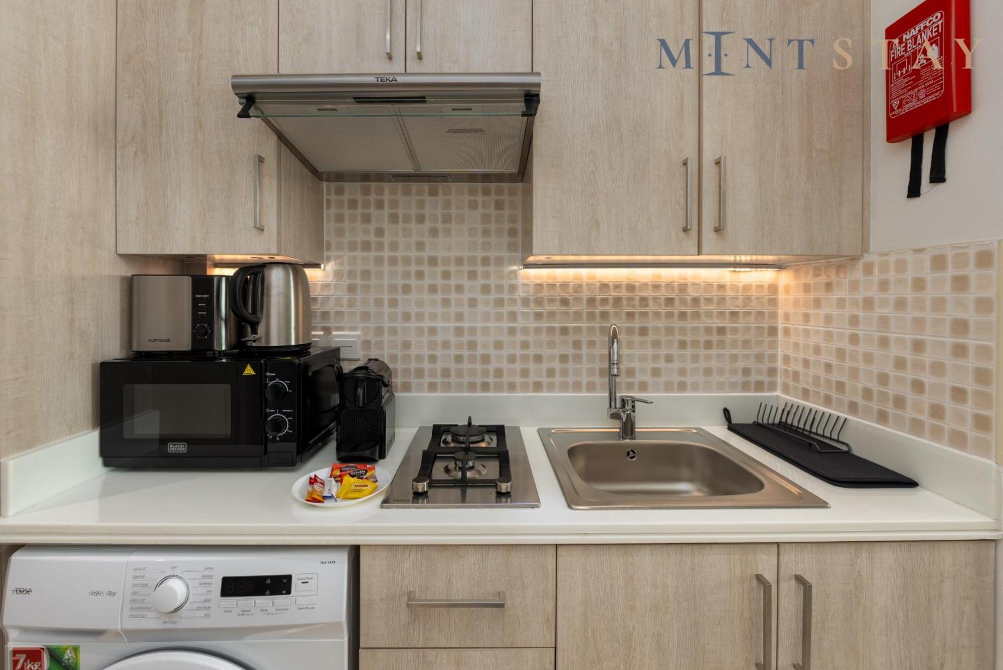 Seven Palm, Palm Jumeirah - Mint Stay Dubai Esterno foto